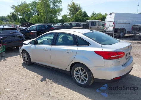 2015 Ford Focus Se z USA, uszkodzony, nr VIN 1FADP3F20FL239360